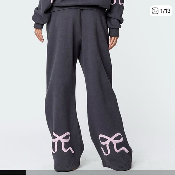 Edikted Pants - Edikted Bonney Bow Black Sweatpants Pink Bow Detail